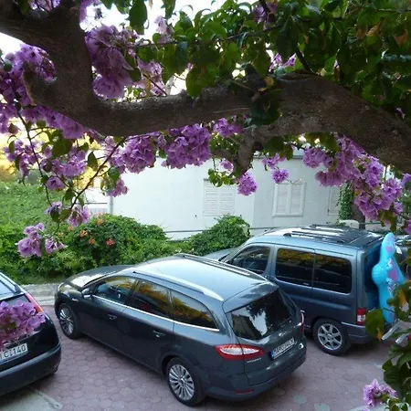 In With Sea View, Terrace, Air Conditioning, Wi-fi
