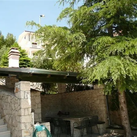 In With Sea View, Terrace, Air Conditioning, Wi-fi Lejlighed Duće