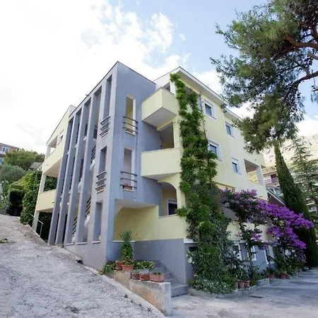 In With Sea View, Terrace, Air Conditioning, Wi-fi *